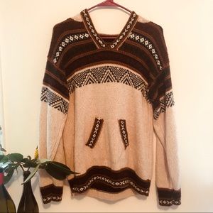 Alpaca hooded sweater